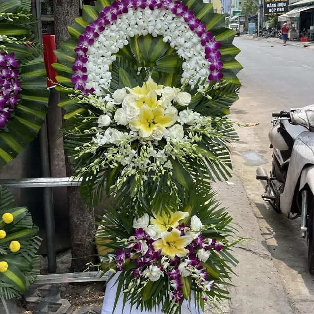 Hình ảnh hoa giao hàng thực tế